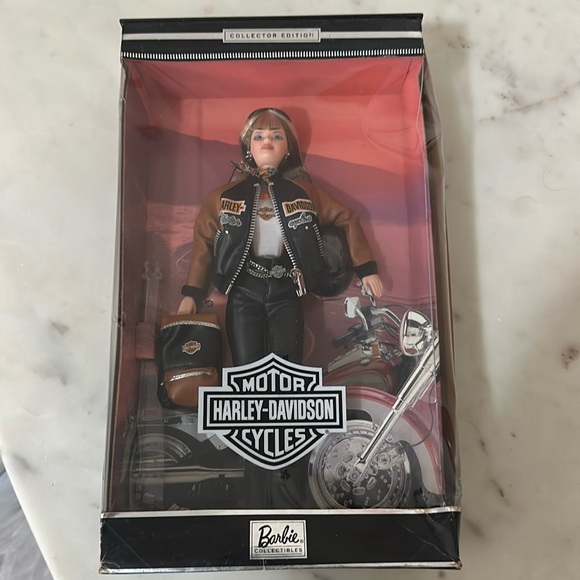 1999 MATTEL HARLEY DAVIDSON MOTORCYCLES COLLECTOR EDITION BARBIE DOLL 25637 - Picture 1 of 12